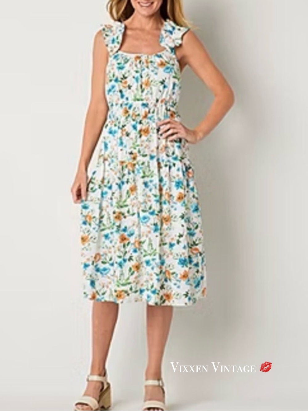 PEYTON & PARKER FLORAL SLEEVELESS FLUTTER TIERED MIDI DRESS IN WHITE MULTI